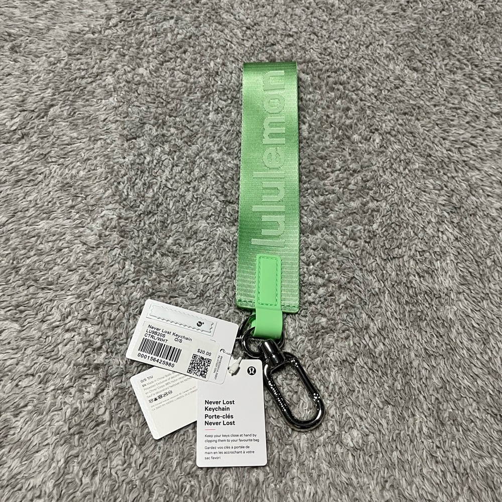 Lululemon Never Lost Keychain Citra Lime